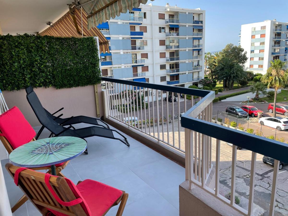 Appartement rénové vue mer avec garage Cagnes-sur-Mer Exterior foto